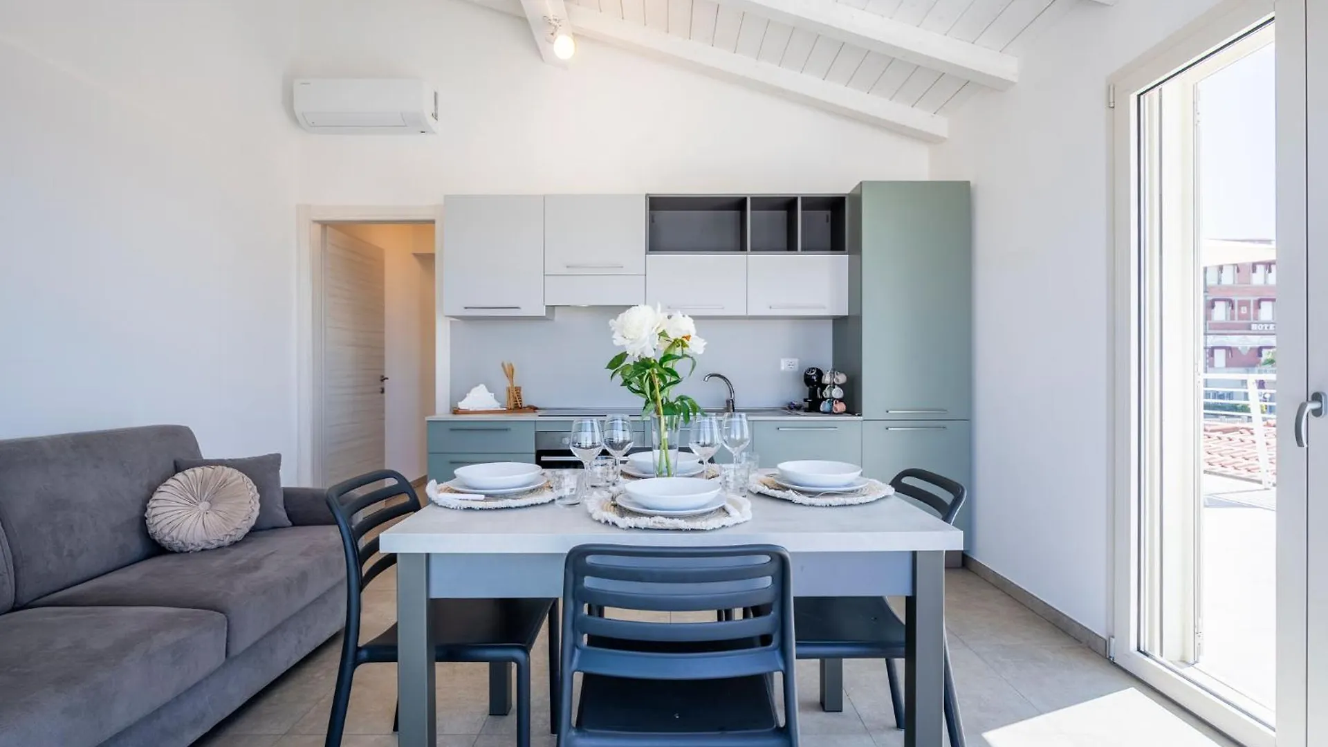 Appartamento Luxury Vista Mare 利多迪卡马约雷