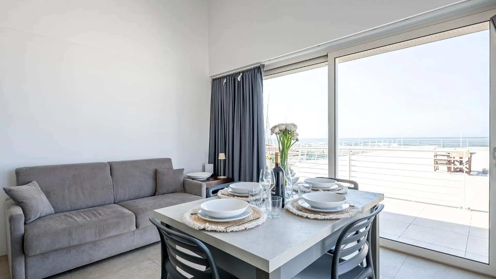 Apartment Appartamento Luxury Vista Mare Lido di Camaiore