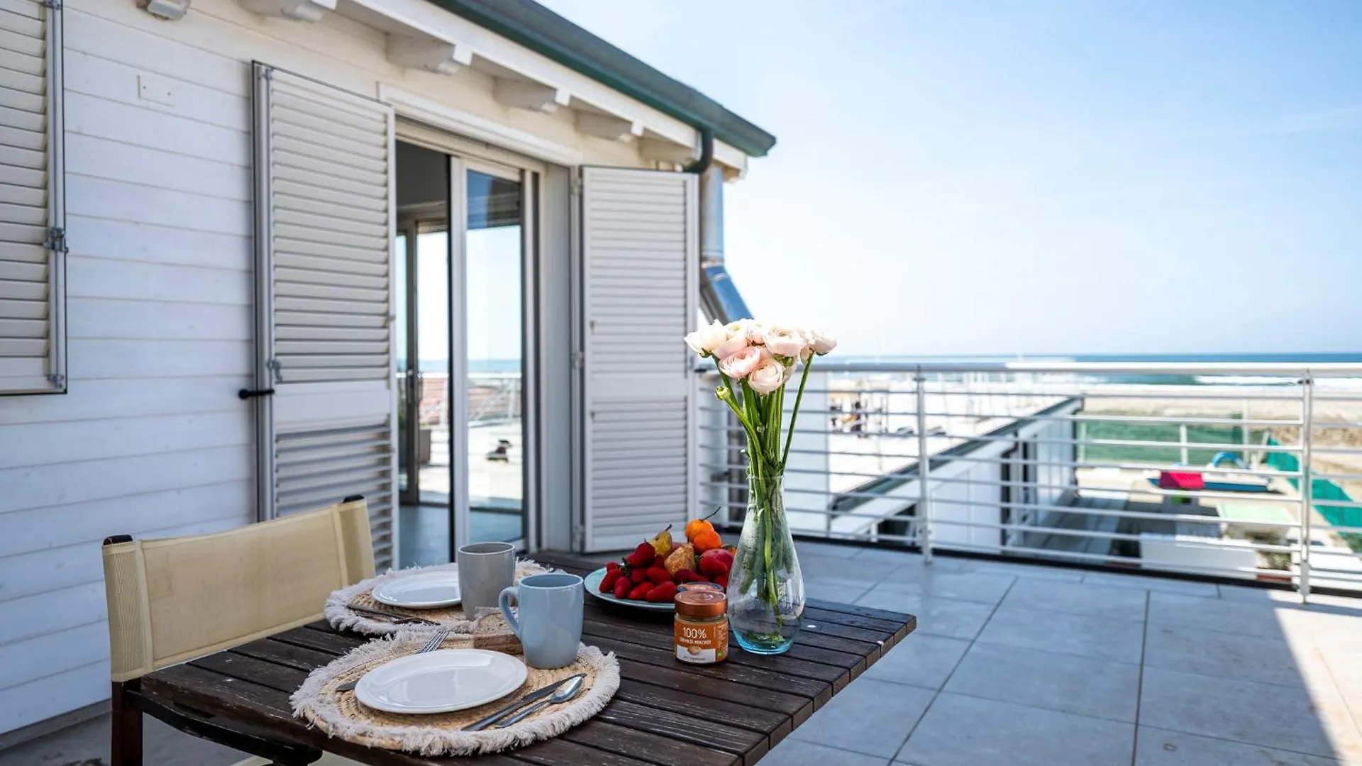 Appartamento Luxury Vista Mare Lido di Camaiore Italy